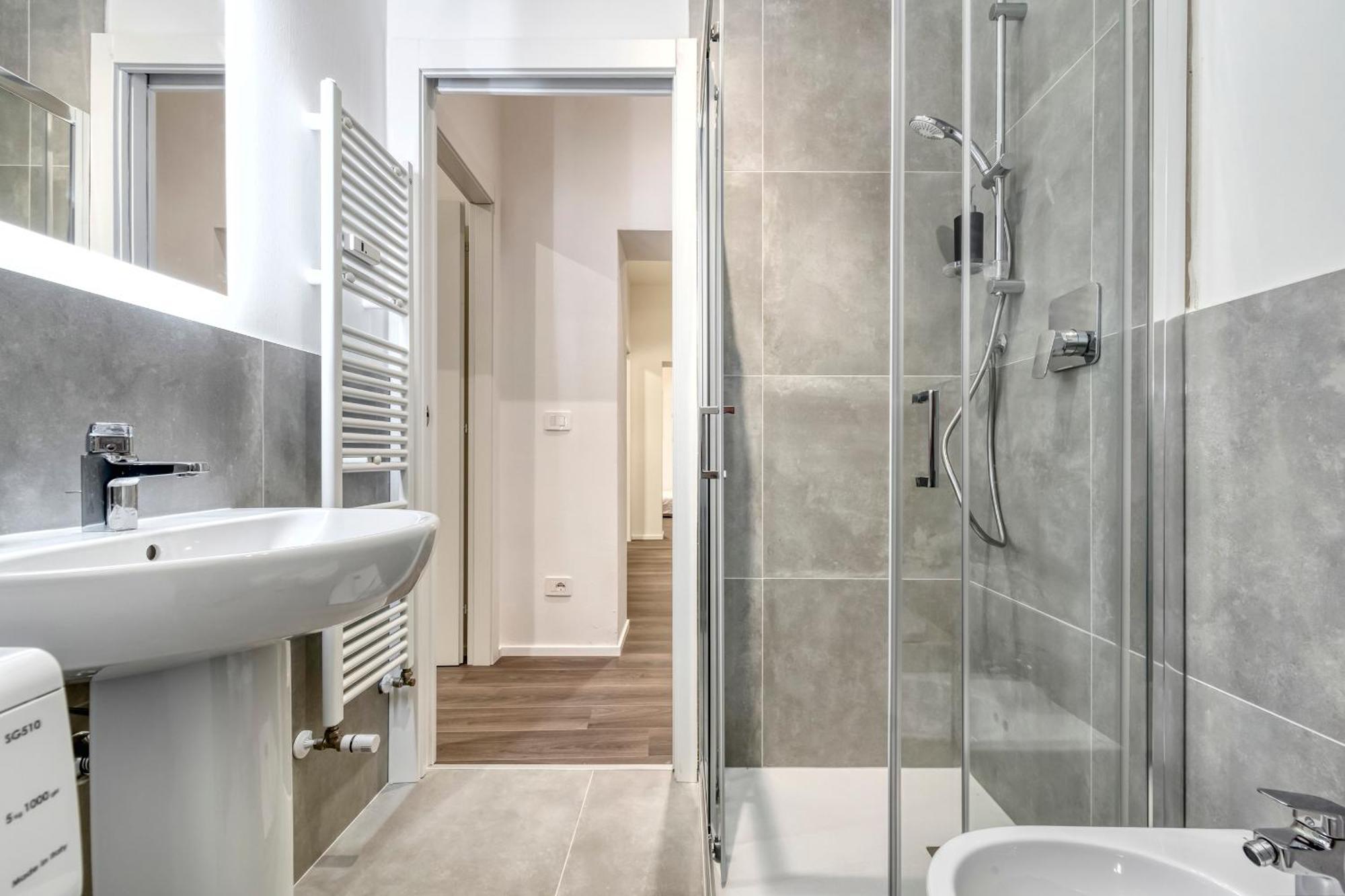 Carbonara Palace 3 - Luxury Comfort Under Medieval Towers Apartamento *