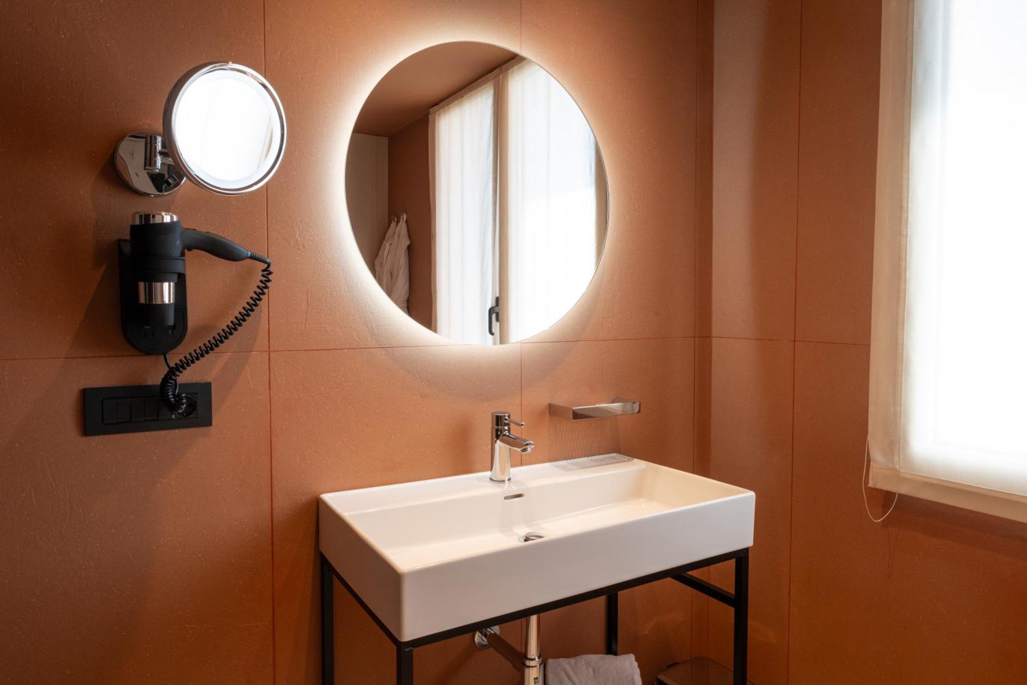 Hotel Bleis Bolonia