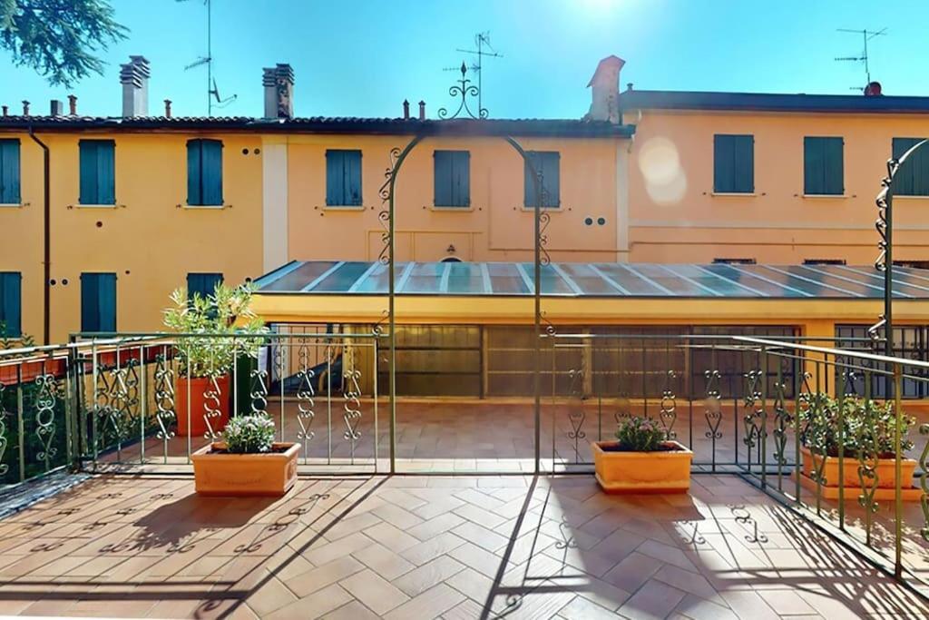Int 13 - Della Corte * Bologna