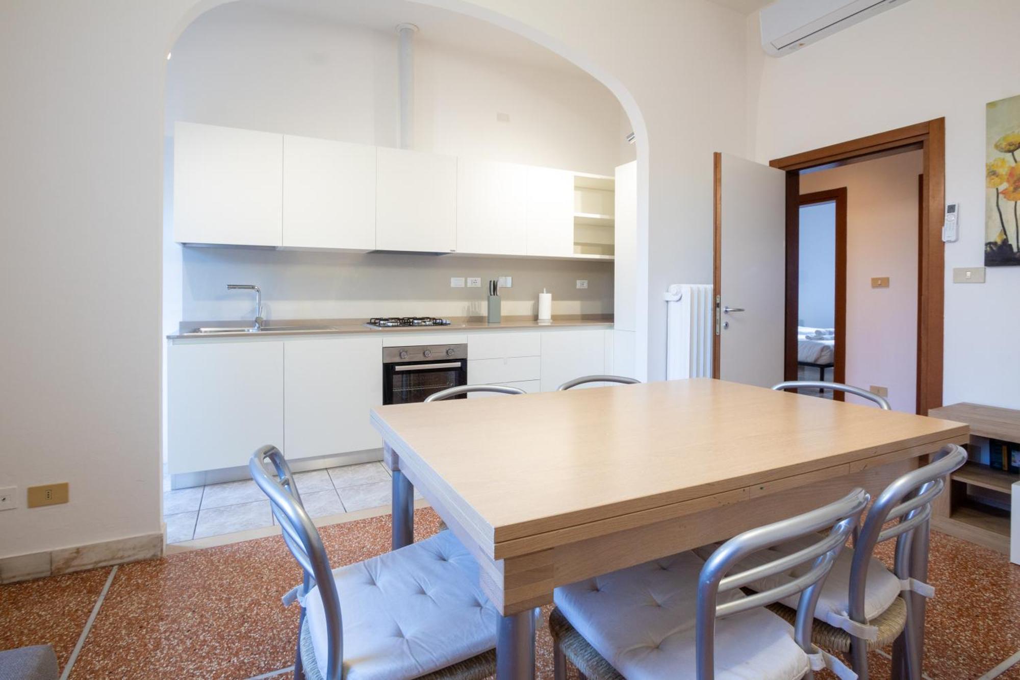 Realkasa Vicolo Otto Colonne * Bologna