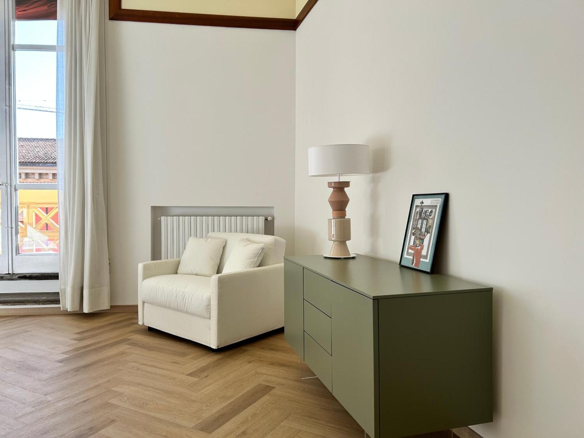 Frame Hotel