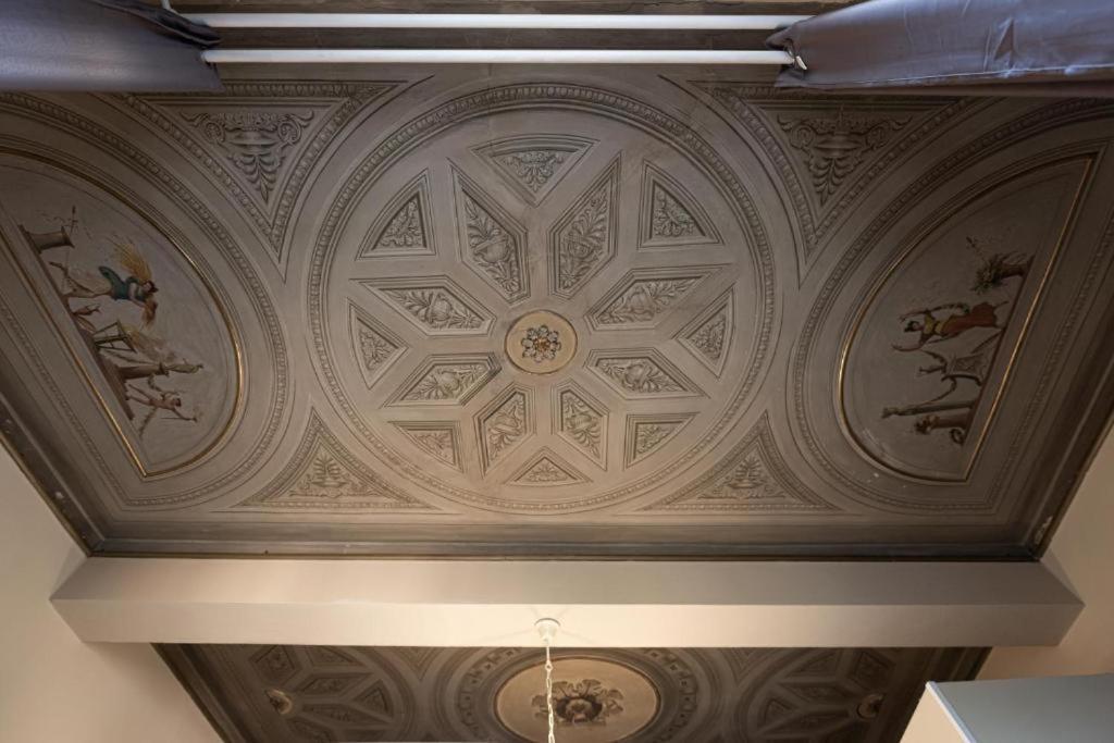Affittacamere Due Torri Palace - Bolognacentro Luxury Bologna