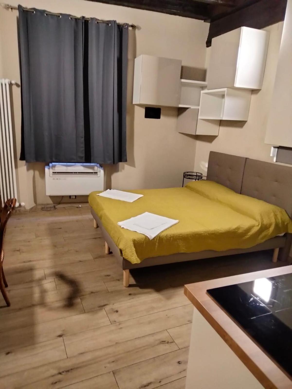 Due Torri Palace - Bolognacentro Luxury *