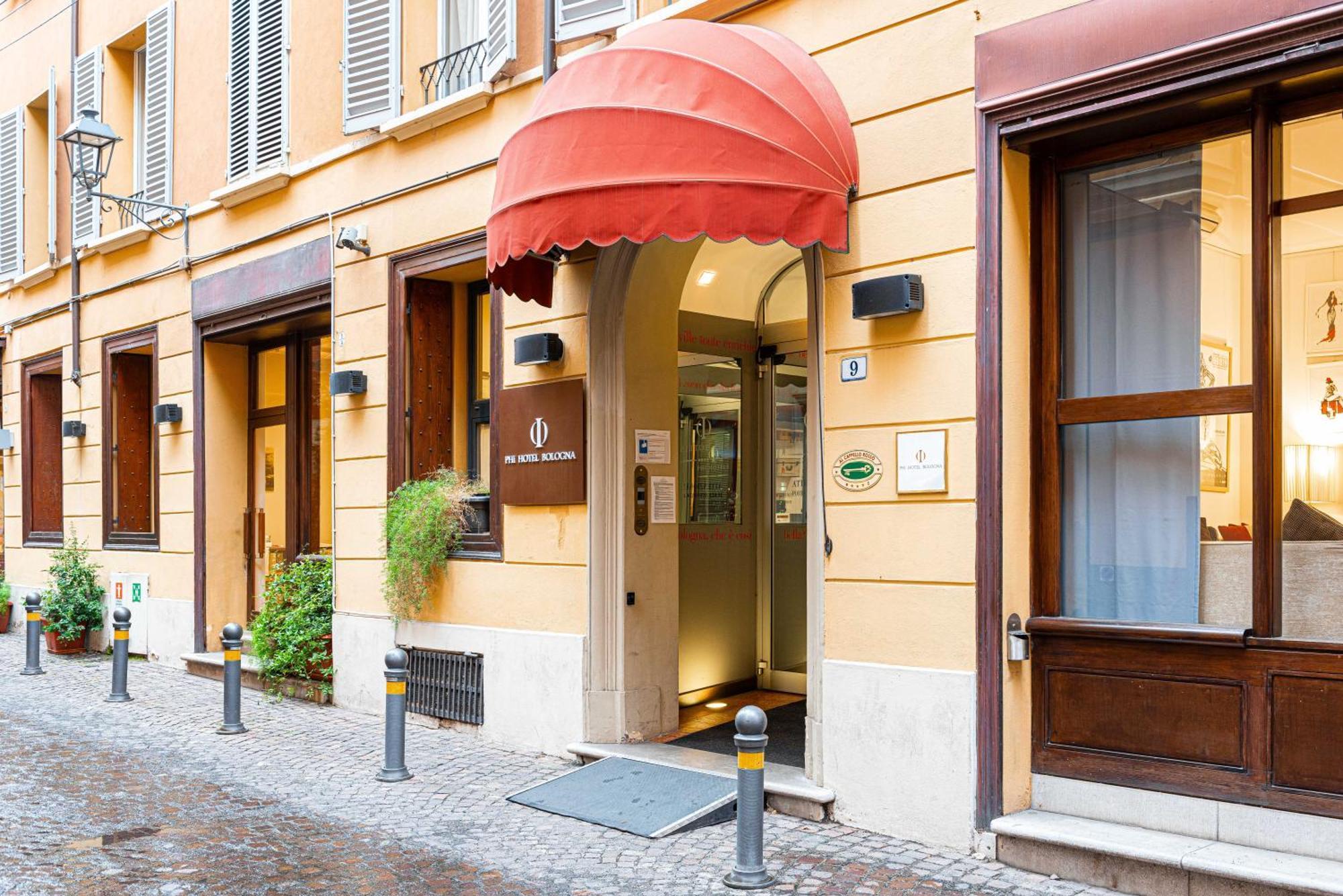 Phi 4* Bologna