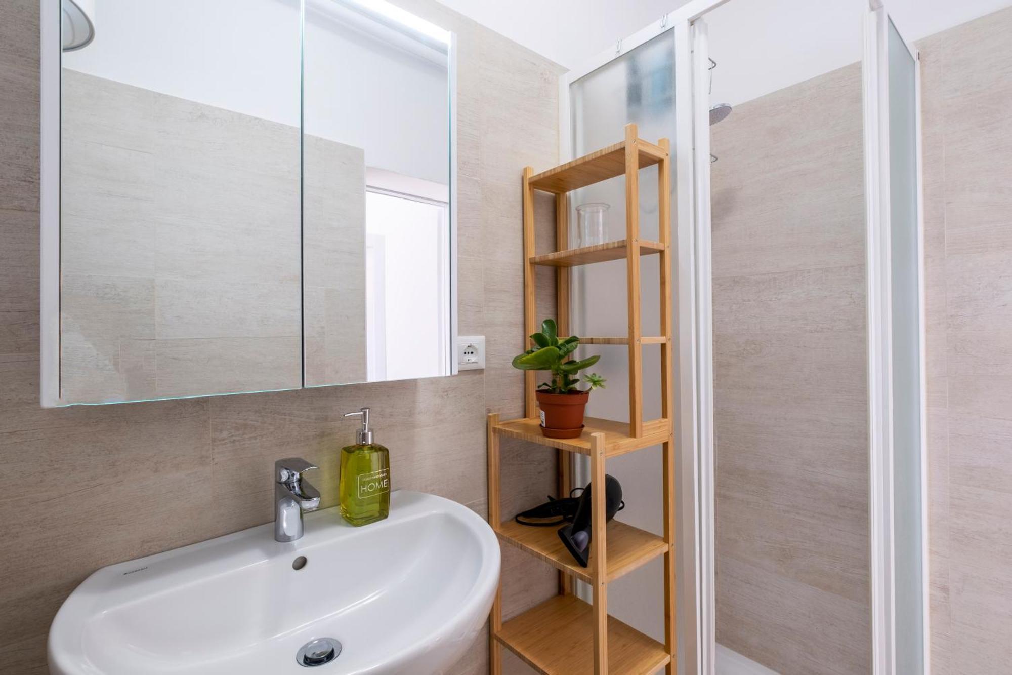 Ghisello Luxury 3 *