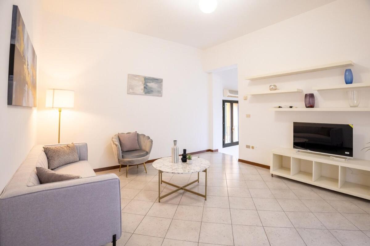 Appartamento Getthekey Mura Di Porta S Felice