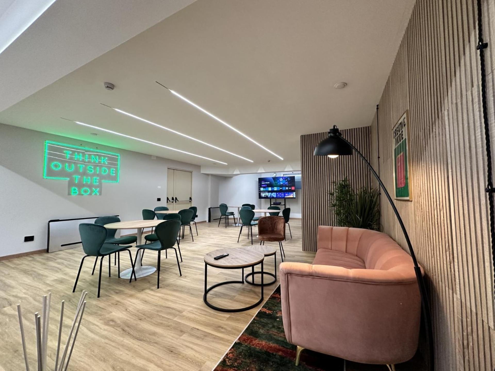 Bleis Hotel