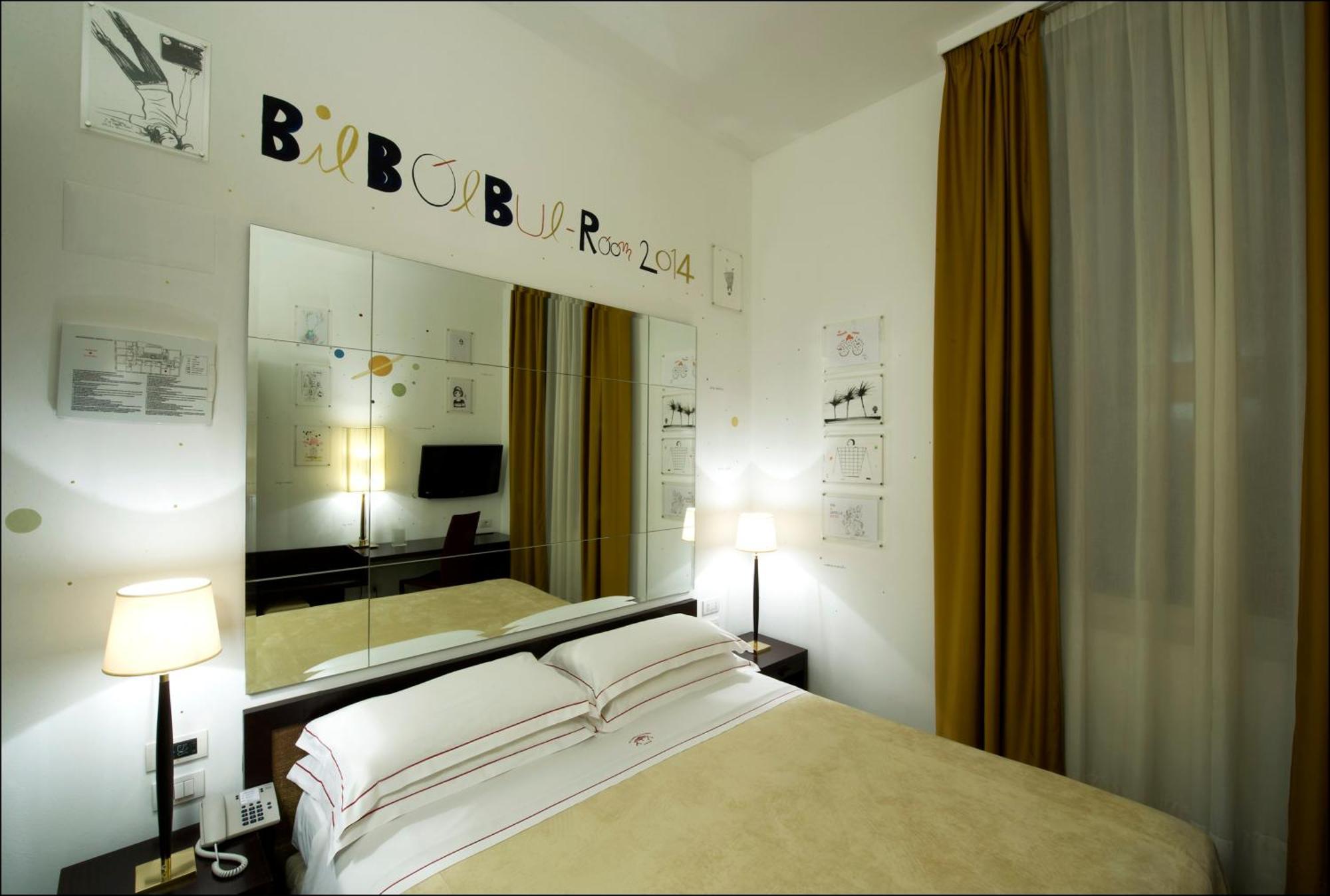 Phi Hotel