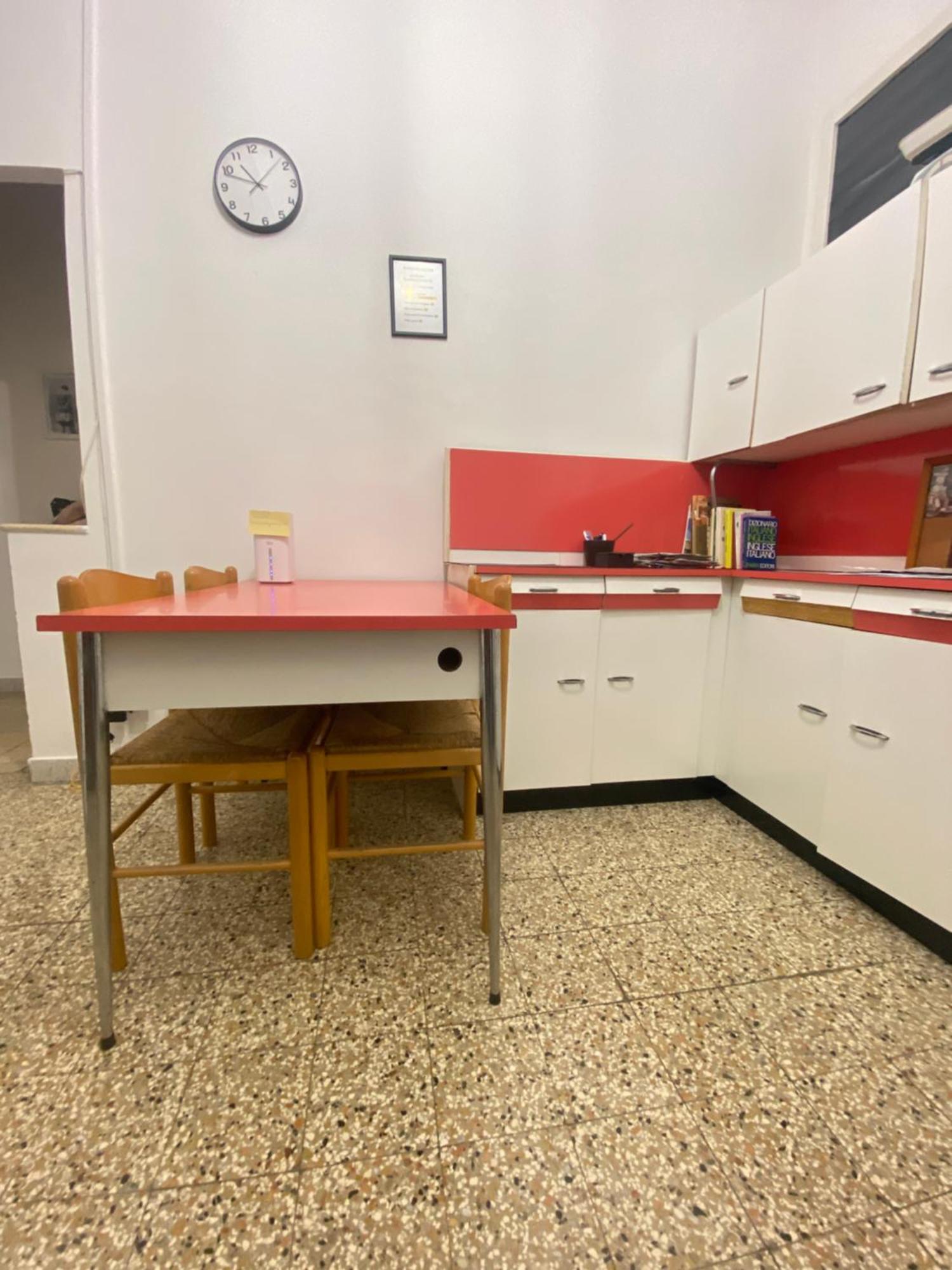Casa Rella - *