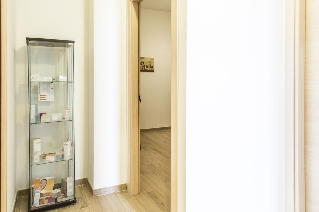 In Fiera 8 Superior Front Fair Apartment