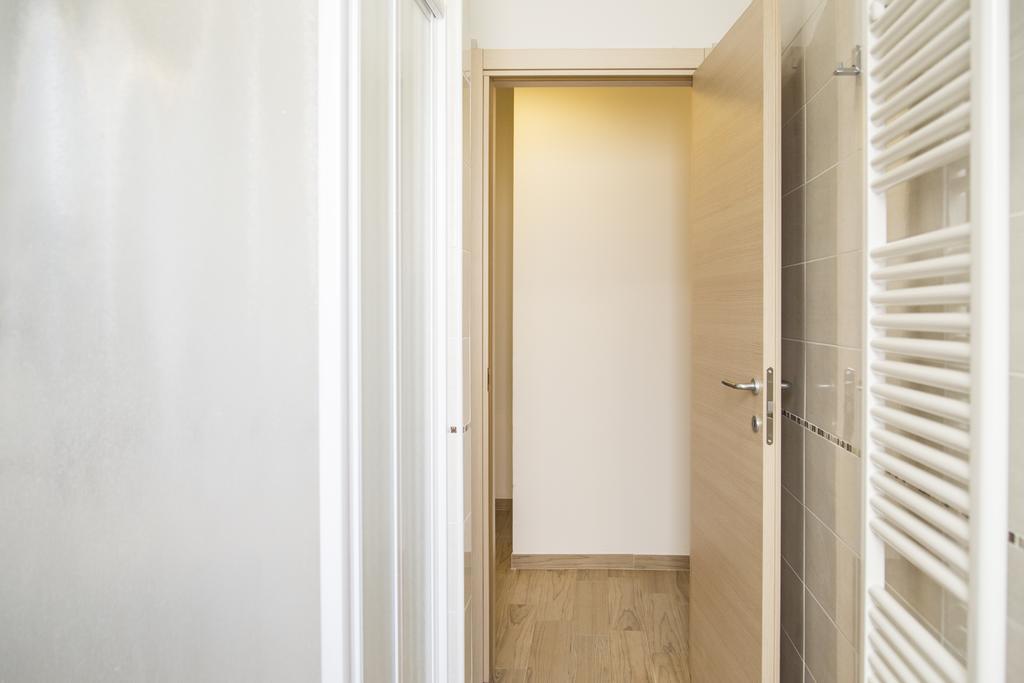 In Fiera 8 Superior Front Fair Apartment