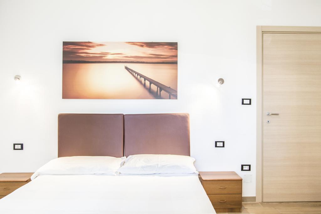 In Fiera 8 Superior Front Fair Apartment