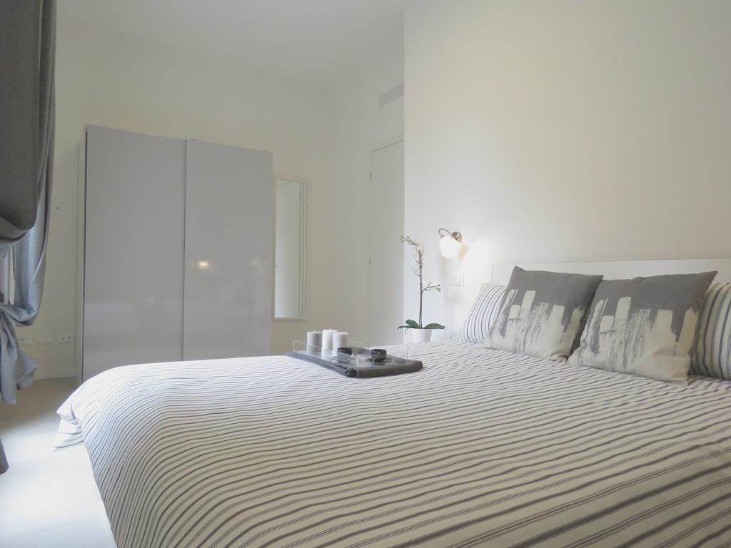 8 Colonne * Bolonia