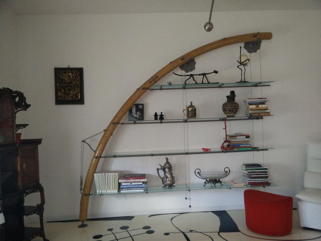 Miro' Holiday Attic Bologna