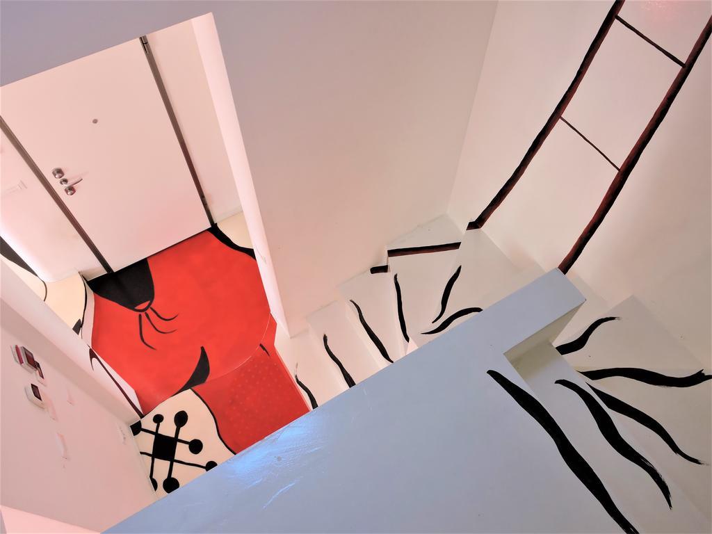 Miro' Holiday Attic Bologna