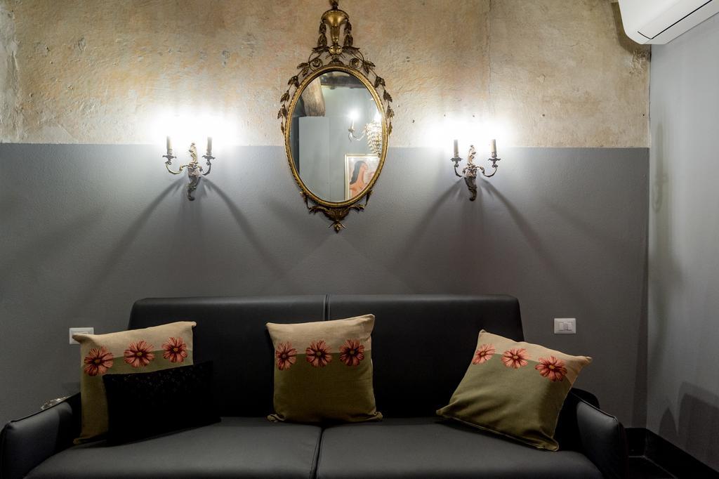 Apartment L'8 Boutique Design *