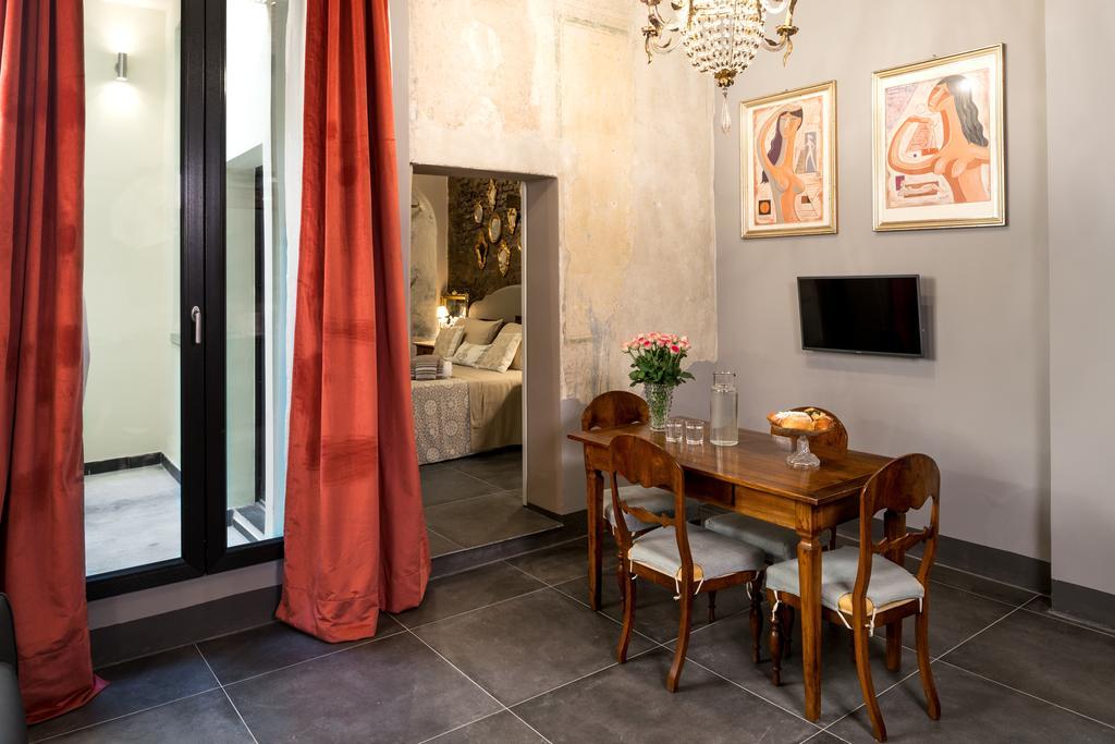 Apartment L'8 Boutique Design *