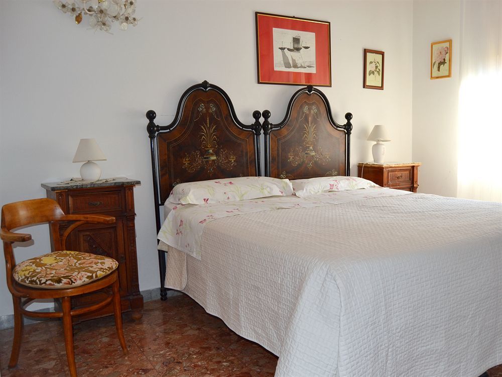 Bed & Breakfast A B C In Bologna
