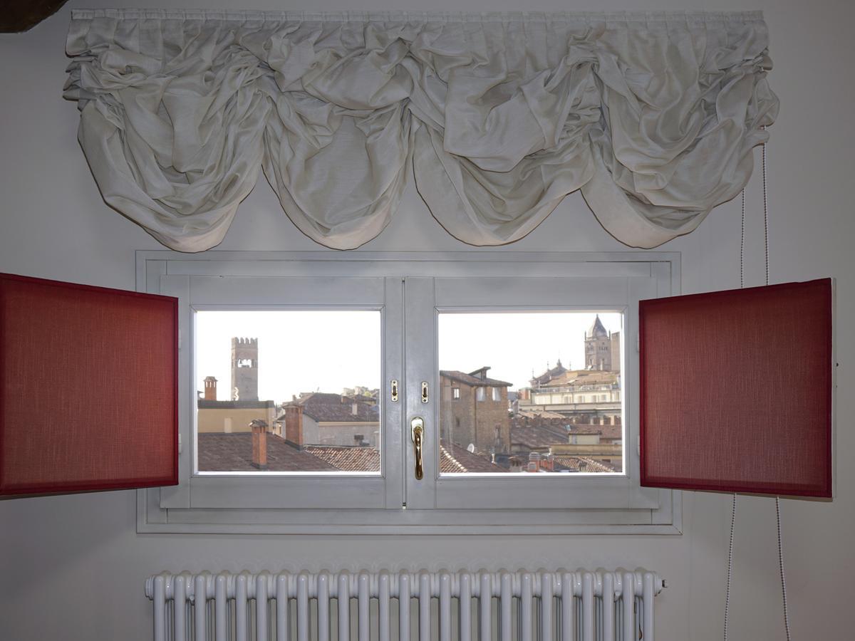 Casa Isolani Charms Santo Stefano 3*