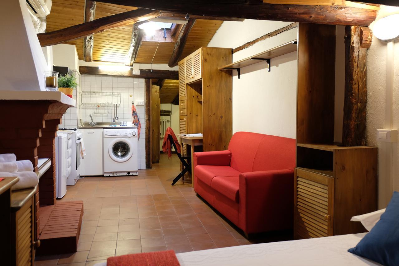 Castiglione Lovely Mansarda Appartamento