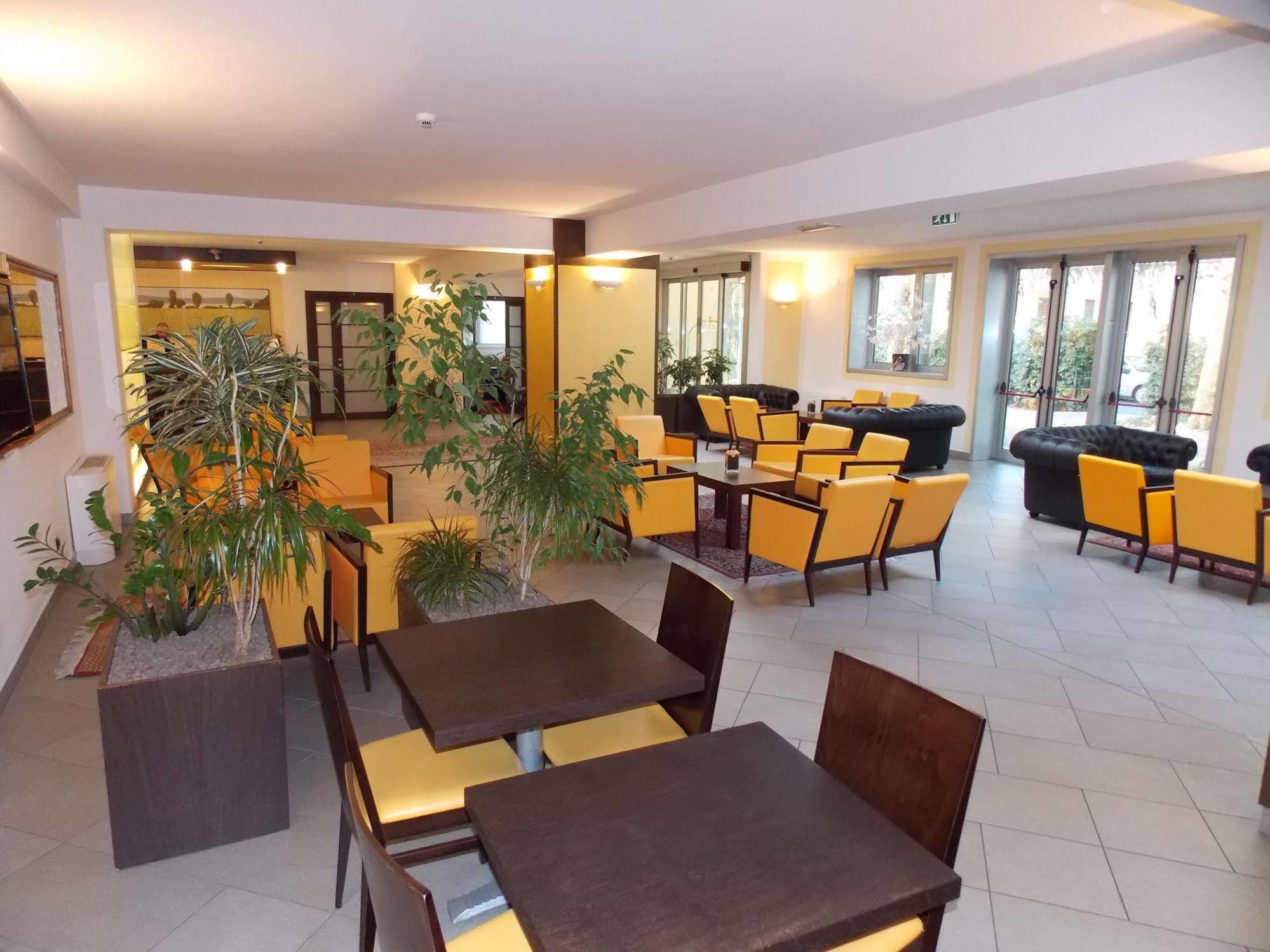 Western 4* Bologna