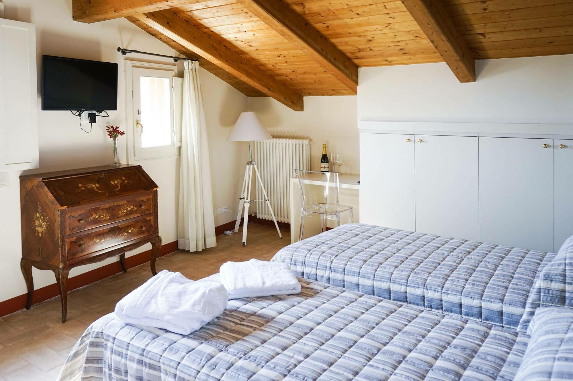 Casa Isolani Charms Santo Stefano 3* Bolonia
