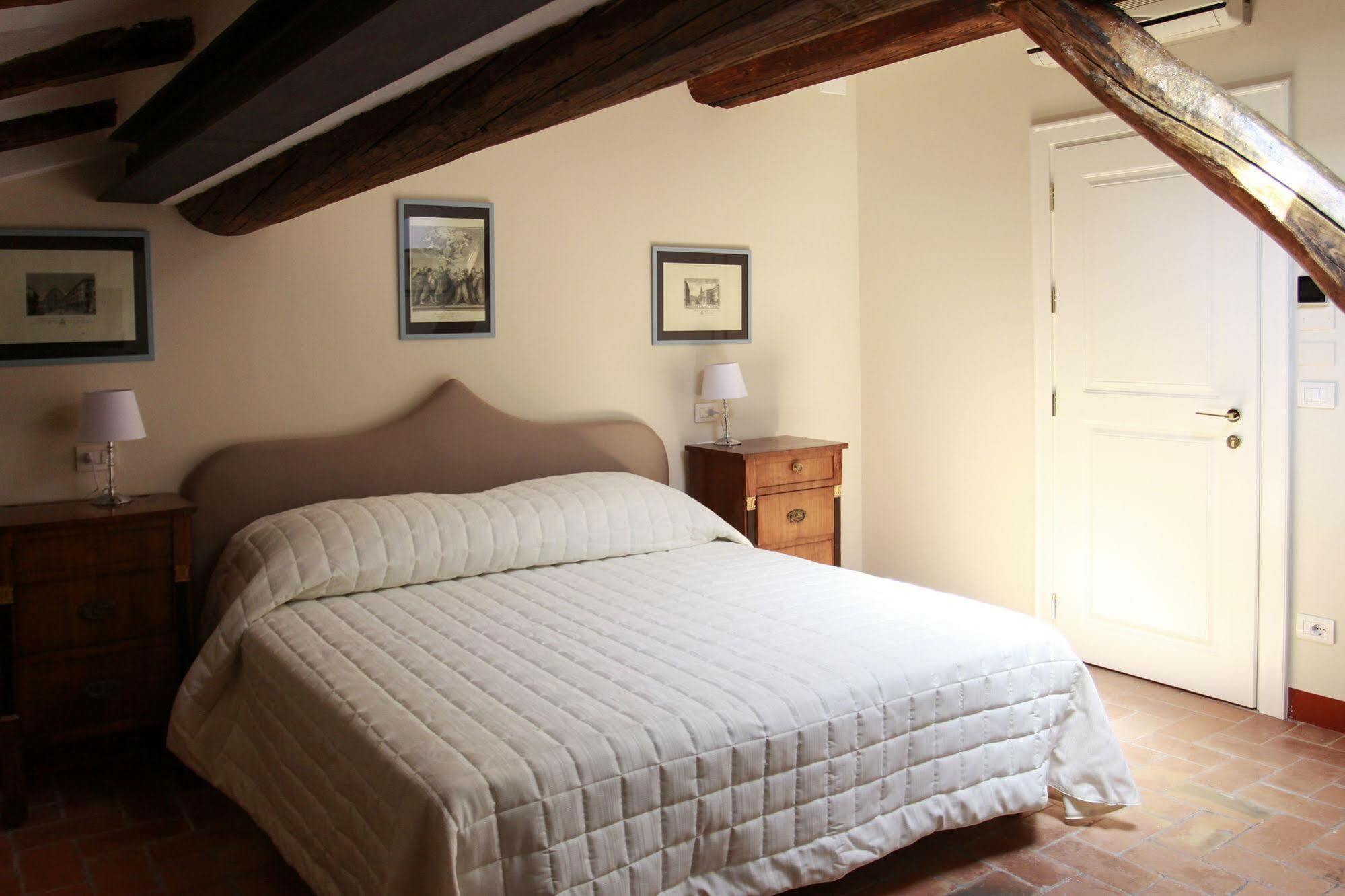 Bed and breakfast Casa Isolani Charms Santo Stefano