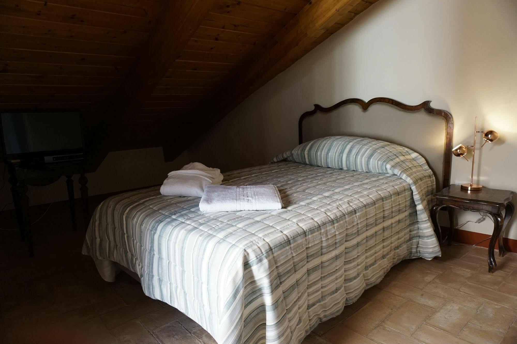 Bed and breakfast Casa Isolani Charms Santo Stefano