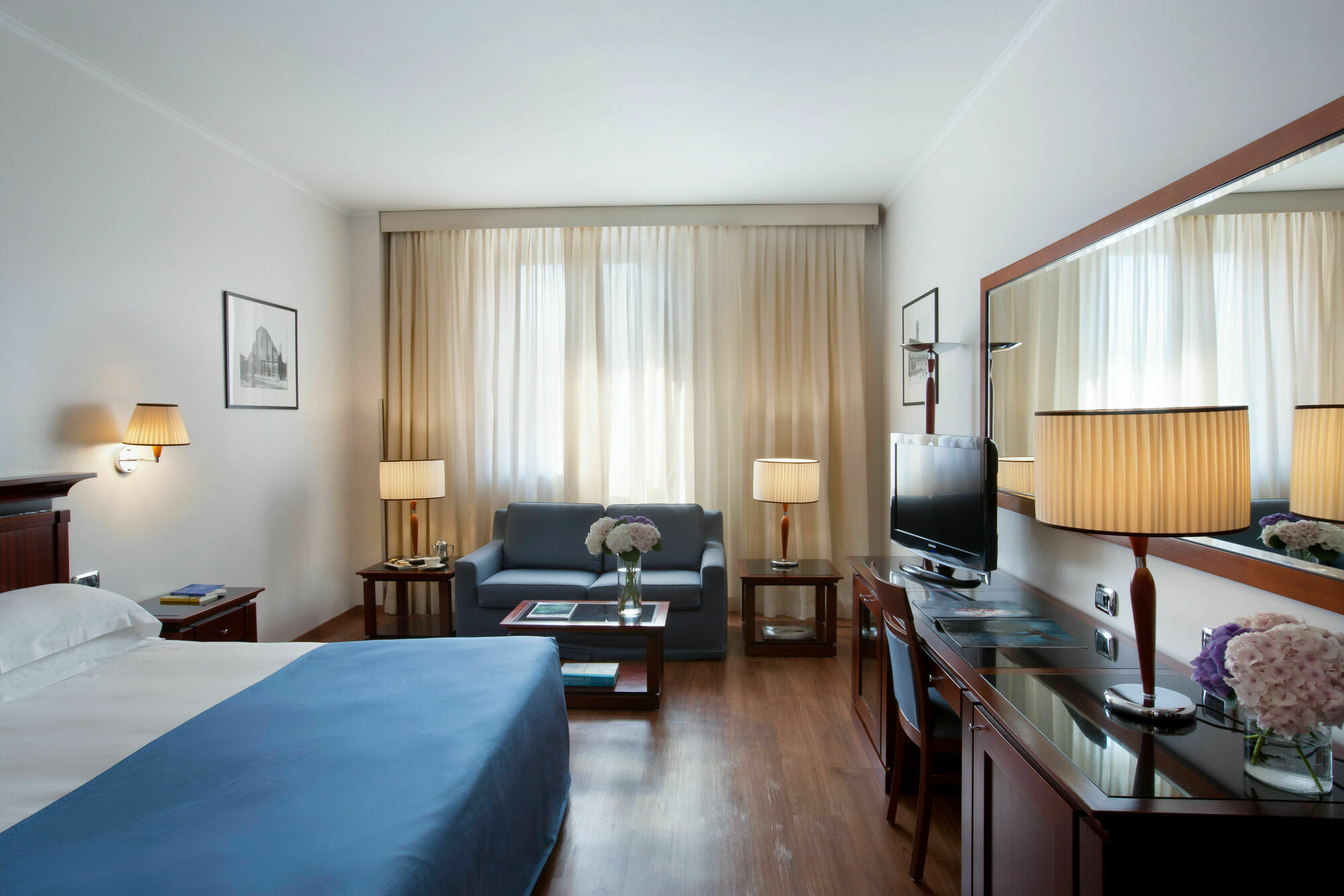Starhotels Excelsior Hotel