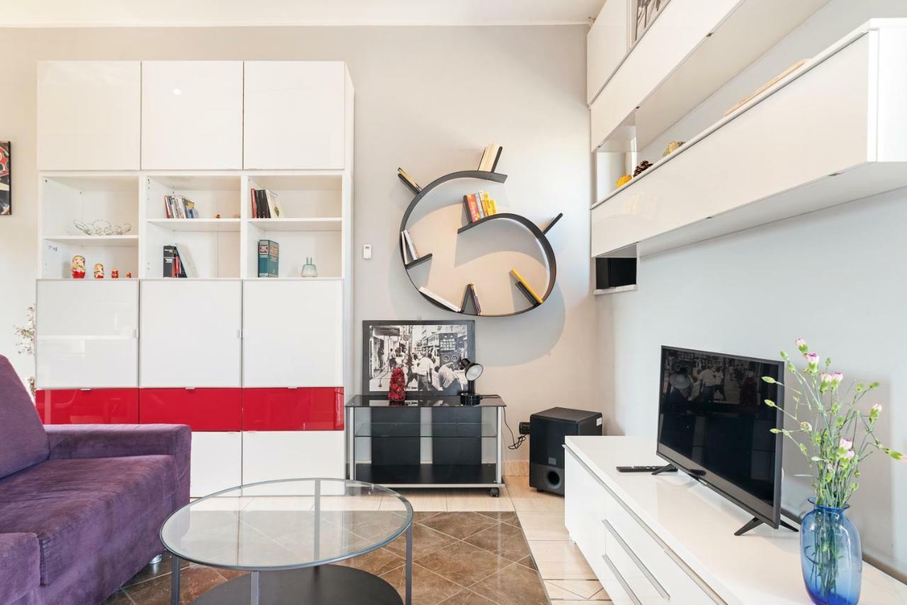 Railway Station Flat Apartment *