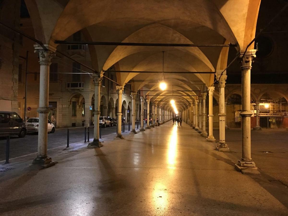 Visione Strada Maggiore 62 Gasthuis