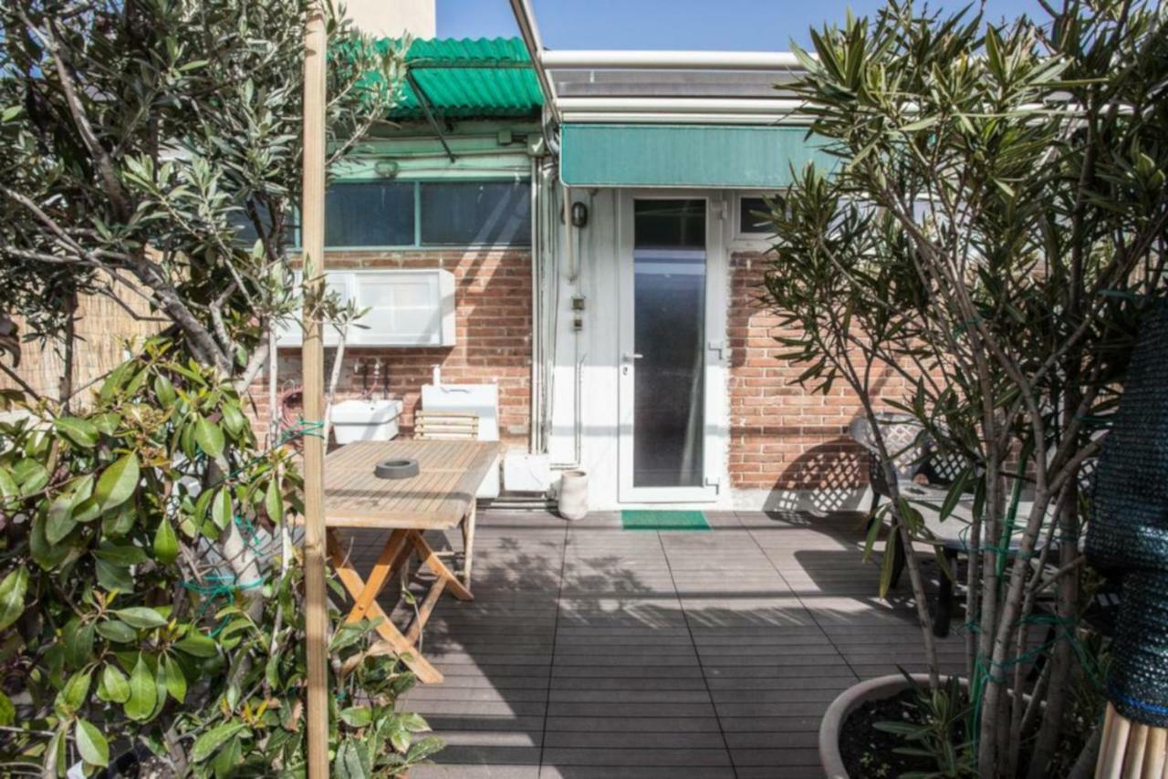 Azzarita, By Short Holidays Apartment