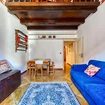 Piazza Maggiore Duplex Apartment By Wonderful Italy