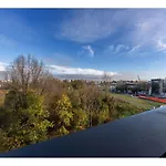 Lazzaretto A 5 Min Dall\'Aeroporto Apartment