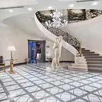 Royal Hotel Carlton