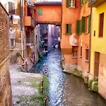Historic Center - With 2 Single Beds