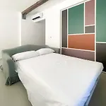 Casa Mondrian - Ambrogio Host