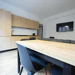 Getthekey Marconi Apartments
