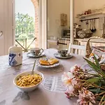 Borgo Sartoni Case Vacanze Appartamenti In Affitto