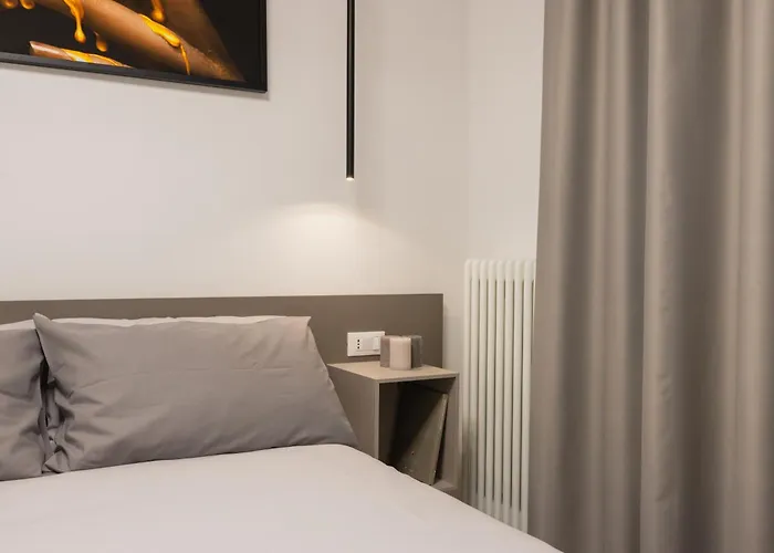 Luxury Station Suite