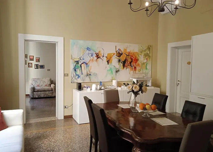 Rooms H Ercolani