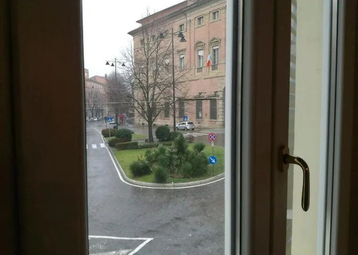 Piazza Maggiore Palace 800 - Bedinbolognacentroh- Rooms
