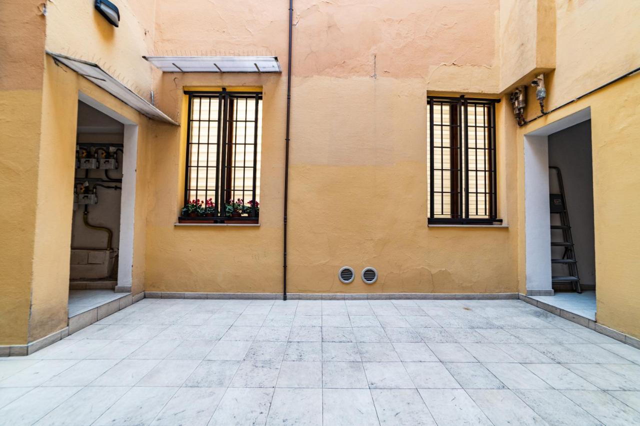 Morgana Sotto Le Torri Centro Storico Apartamento *