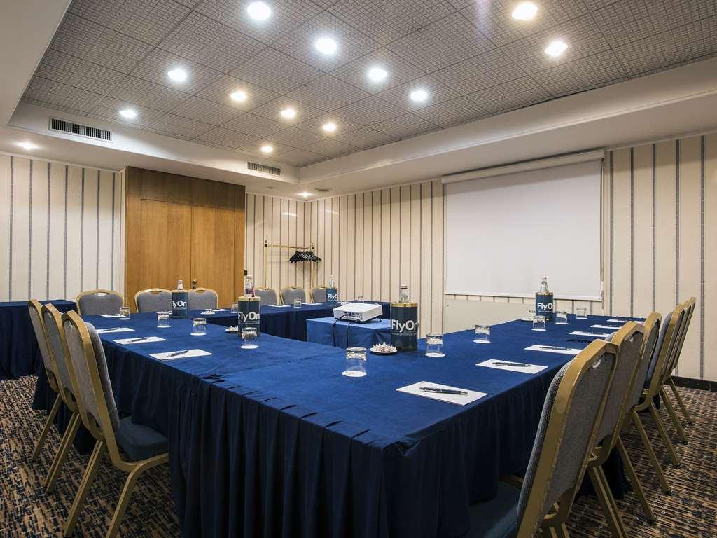 Flyon & Conference Center Hotel Bologna