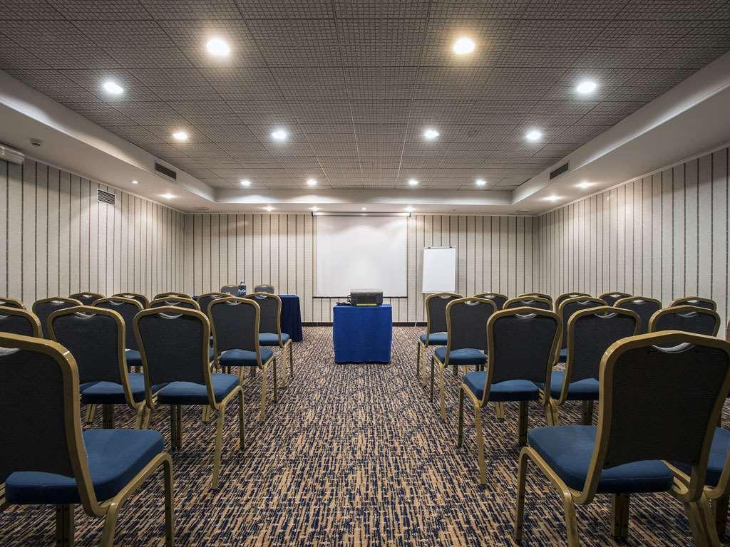 Flyon & Conference Center Bologna