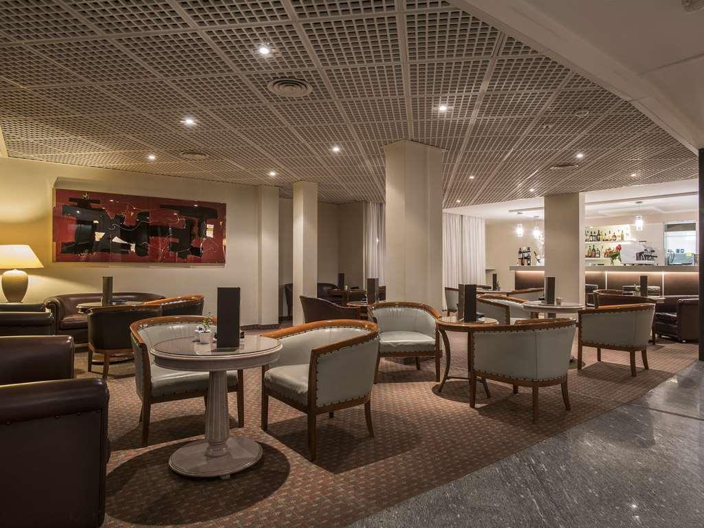Hotel Flyon & Conference Center 4*