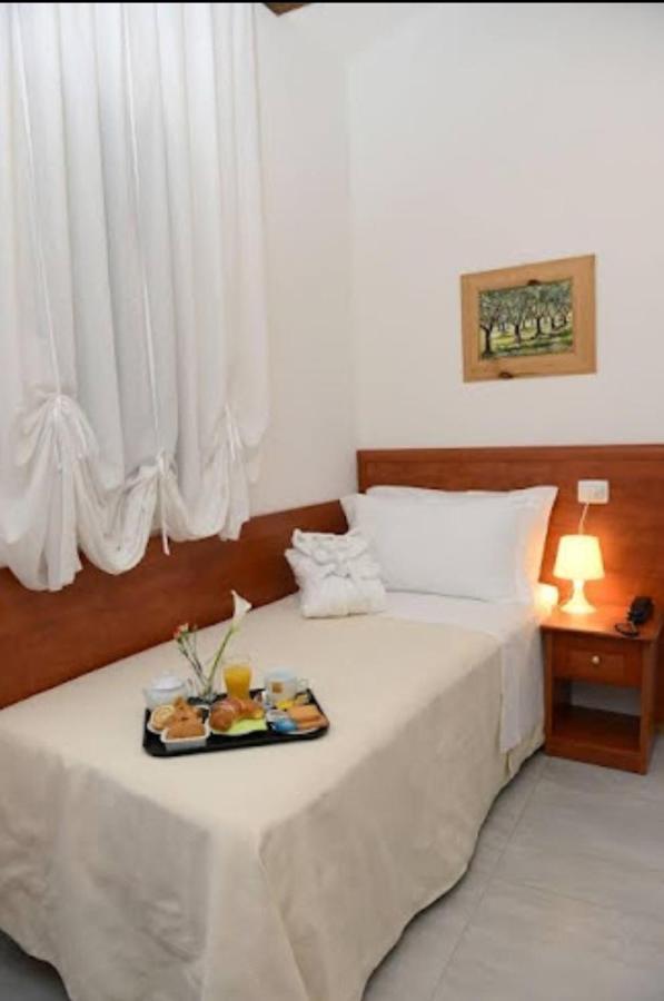 Buon Centro - - Self Check-in Hotel