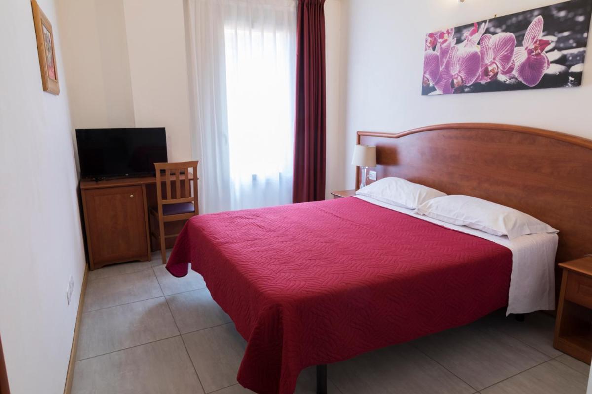 Buon Centro - - Self Check-in Hotel