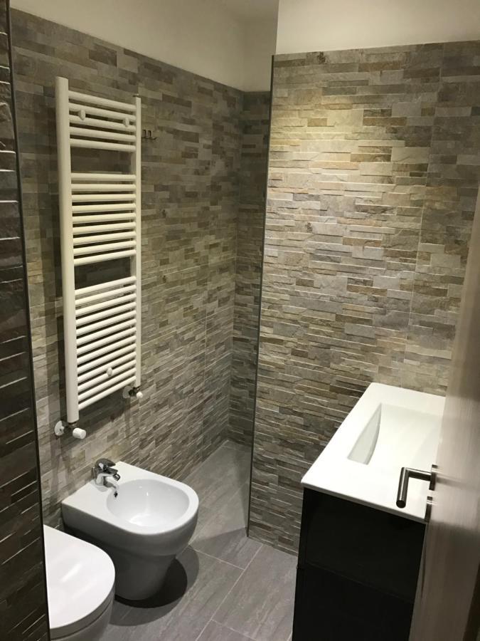 V Torre V Nigrisoli A Porta San Vitale Guest house