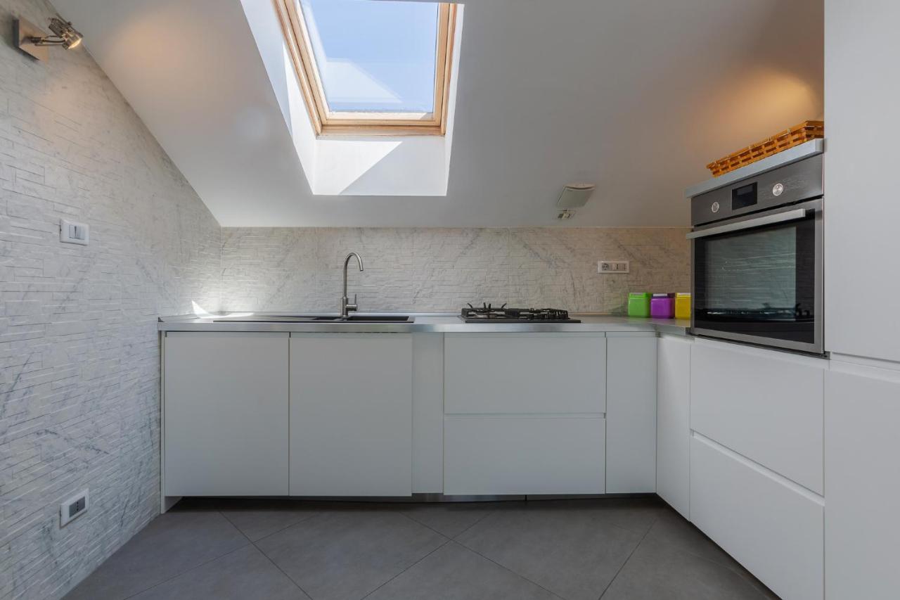 Apartment New!apt 2 Min Walk From Central Station *
